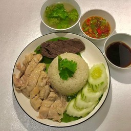 ข้าวมันไก่Lee Y