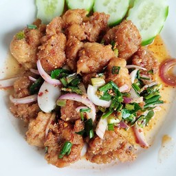ข้าวยำไก่แซ่บ