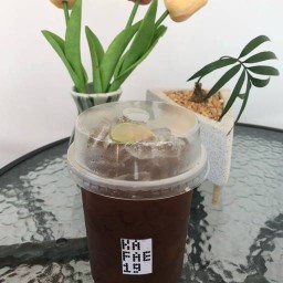 ร้านกาแฟ หนึ่ง-เก้า 19/ขนมหวานเจ๊อ๋อย