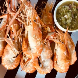กุ้งอบเกลือ  ครึ่งกิโล พร้อมน้ำจิ้มแซ่บๆๆ