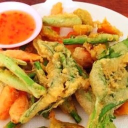 ผักทอด