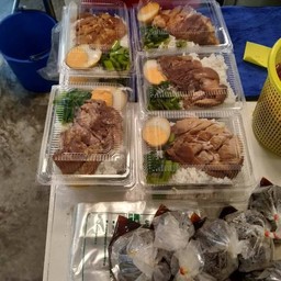 ร้านข้าวแกงแม่วันดี