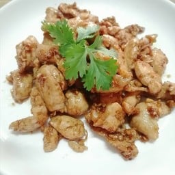 ไก่กระเทียมพริกไทย(กับข้าว)