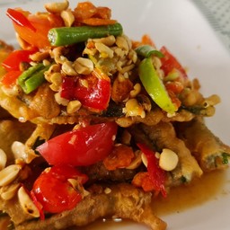 ส้มตำผักบุ้งทอดกรอบ