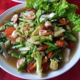 ซุ้มปลาเผากุ้งสด