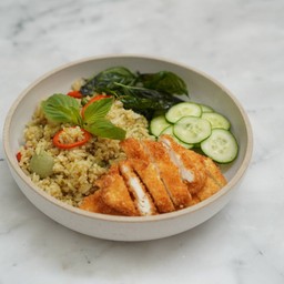 ข้าวผัดแกงเขียวหวานไก่กรอบ