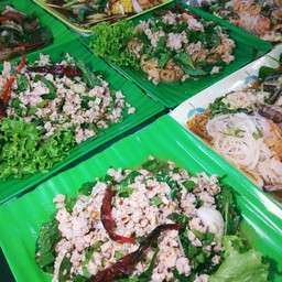 ลาบไก่ แซ่บๆ