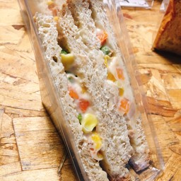 สลัดทูน่า