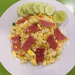 ข้าวผัดแฮม