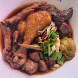 ก๋วยเตี๋ยวไก่มะระ(พิเศษ)