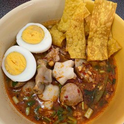 ก๋วยเตี๋ยวต้มยำโบราณ & อาหารตามสั่ง เจ้ตา ลาดพร้าว 107 แยก 23