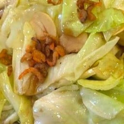 ผัดกะหล่ำน้ำมันหอย