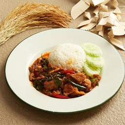 ข้าวราดพริกแกงปลาหมึก