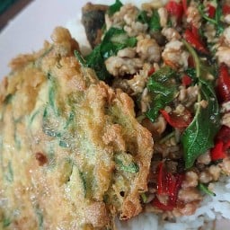 ข้าวต้มตามสั่งแยกลำลูกกา(เจ้อัญ)