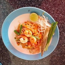 ผัดไทยกุ้งสด อร่อยบอกต่อ ตามสั่ง