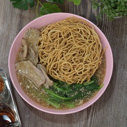 ราดหน้าหมี่กรอบ(เหลือง)