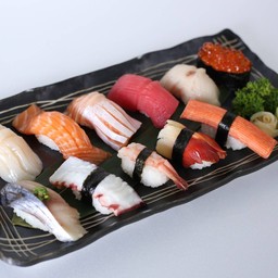 Sashimi Lovers Sushi Set