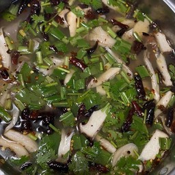 ต้มยำไก่น้ำข้น น้ำใส่