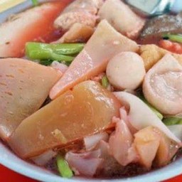 ก๋วยเตี๋ยวเย็นตาโฟ