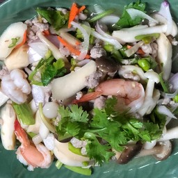 ยำเห็ด 3 อย่าง