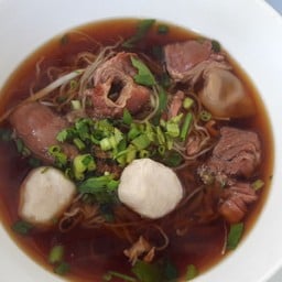 เจ้าสัวเนื้อตุ๋น-หมูตุ๋น ละหารบางบัวทอง