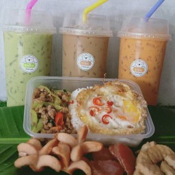 ร้านป้าณีอาหาร & เครื่องดื่ม