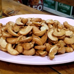 เม็ดมะม่วงทอด