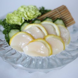 หอยเชลล์ ซาชิมิ