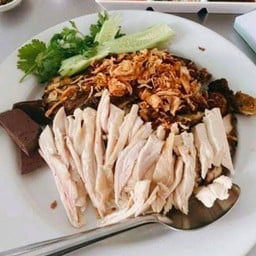 ข้าวมันไก่ดูไบ+ไก่ต้ม พิเศษ