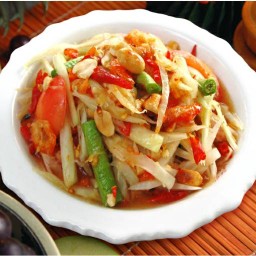 ส้มตำป้ารัตน์ เกาะลอย