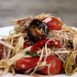 ส้มตำไก่ย่าง บ้านตาโจ