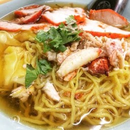 บะหมี่โหน่ง ชะ ชะ ช่า บะหมี่โหน่ง ชะชะช่า ซอยลิเก 8ริ้ว