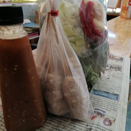 แหนมเนือง
