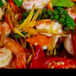 ผัดฉ่ากุ้ง