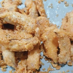 ไก่ทอด ไก่เขย่า ตลาดแจ้งสนิท