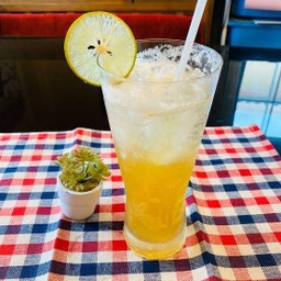 น้ำผึ้งมะนาวกับน้ำผึ้งมะนาวโซดา