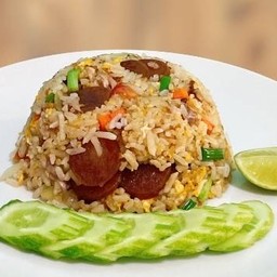 ข้าวผัดกุนเชียงหนู