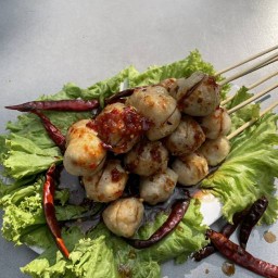 ลูกชิ้นปิ้ง หมึกย่าง