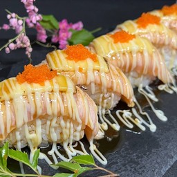 Salmon Mayo Sushi (5คำ)