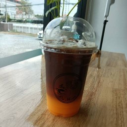 La Moon Cafe คลองสี่ ลำลูกกา