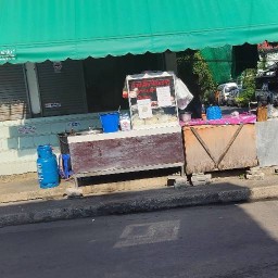 ประเสริฐก๋วยเตี๋ยวไก่มะระ