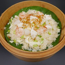 ข้าวผัดเนื้อปูทะเลรวมมิตร