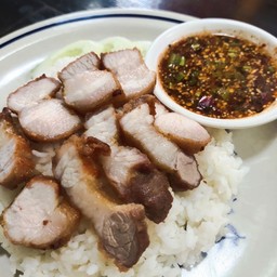 ข้าวสามชั้นทอดน้ำปลา + น้ำจิ้มแจ่ว