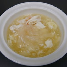 ซุปข้นหูฉลามเนื้อปูและซีฟู้ด