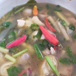 ต้มยำทะเลน้ำใส