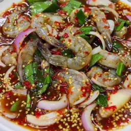 ยำกุ้งสด