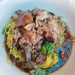 ร้านก๋วยเตี๋ยวแยกปากกอง