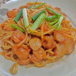 สปาเก็ตตี้ผัดซอส