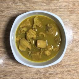 แกงคั่วไก่บ้าน