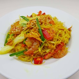 เส้นหมี่ผัดสไตล์สิงคโปร์